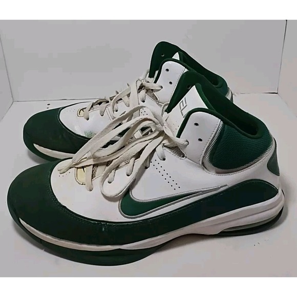 Nike Other - Nike Air Max Elite Basketball Shoes Mens Size 11.5 Green Sneakers 454139-107